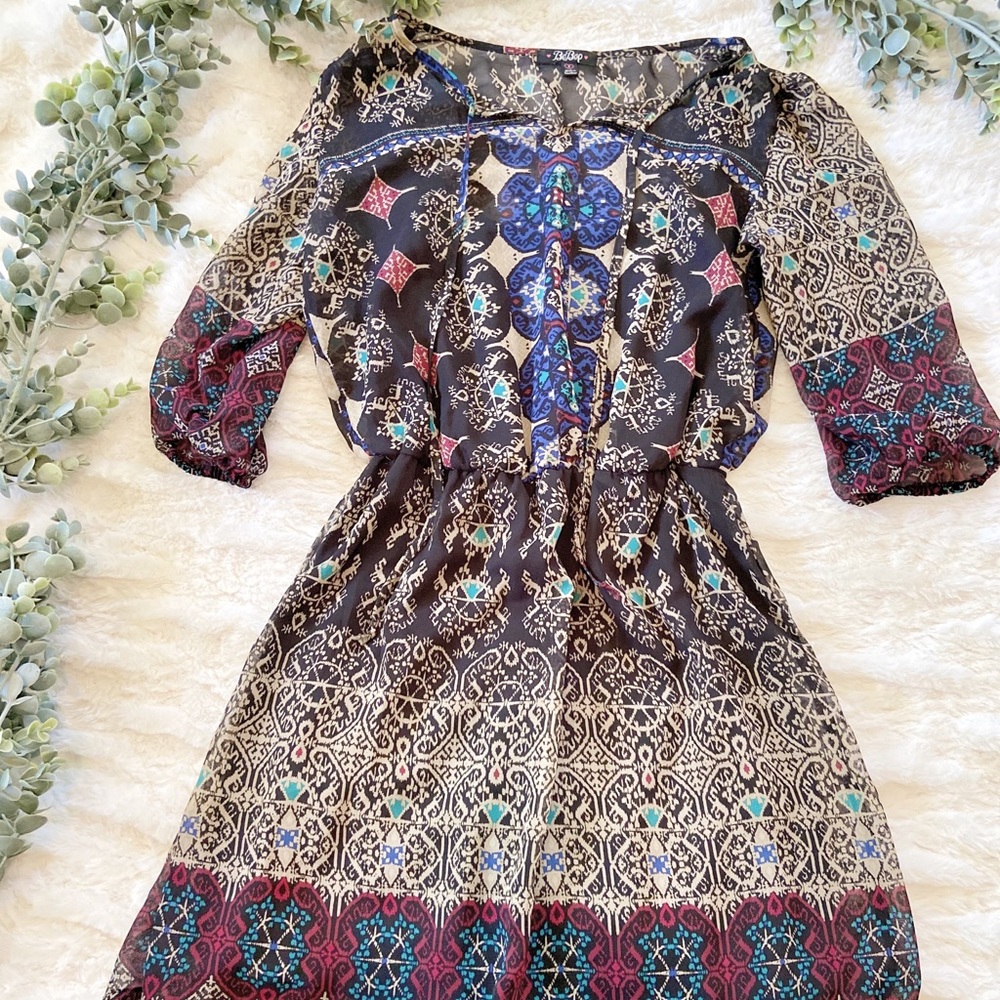 Flattering Mixed print dress